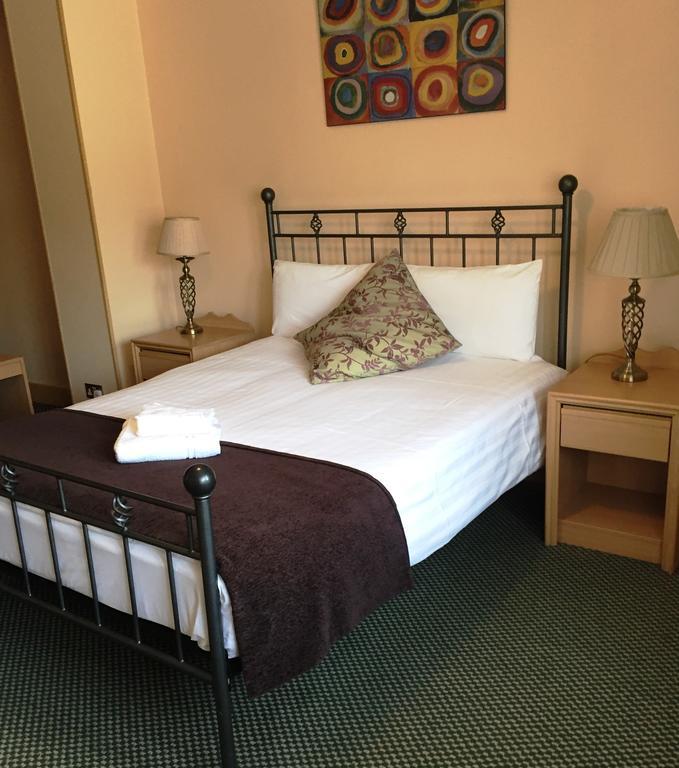 Antoinette Hotel Kingston Kingston upon Thames  Dış mekan fotoğraf